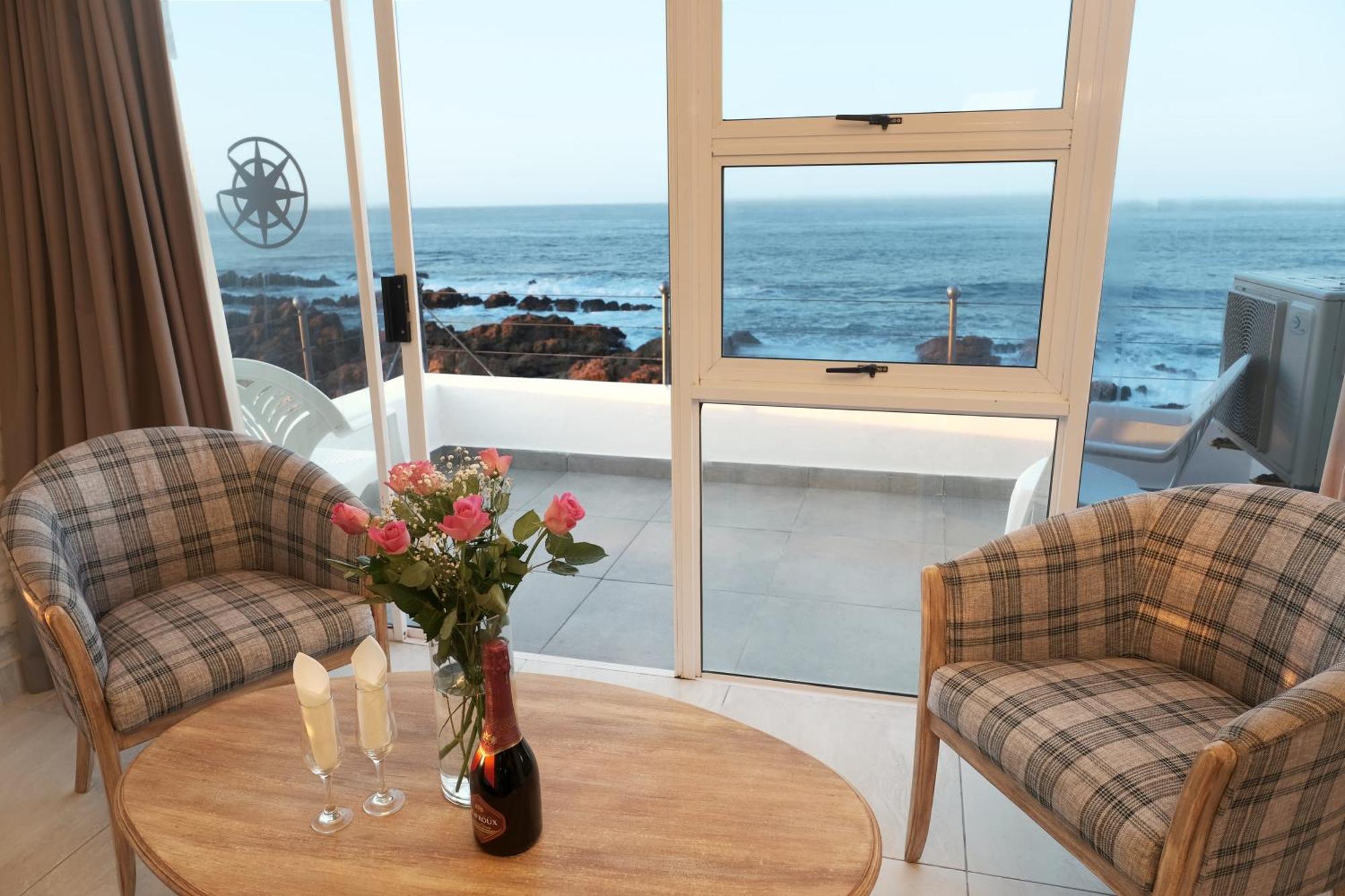 The Point Hotel & Spa Mossel Bay Exterior photo